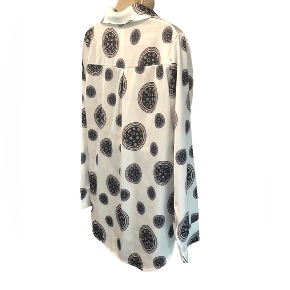 Estee Brown Paris Printed Ladies Blouse. - Picture 2 of 6